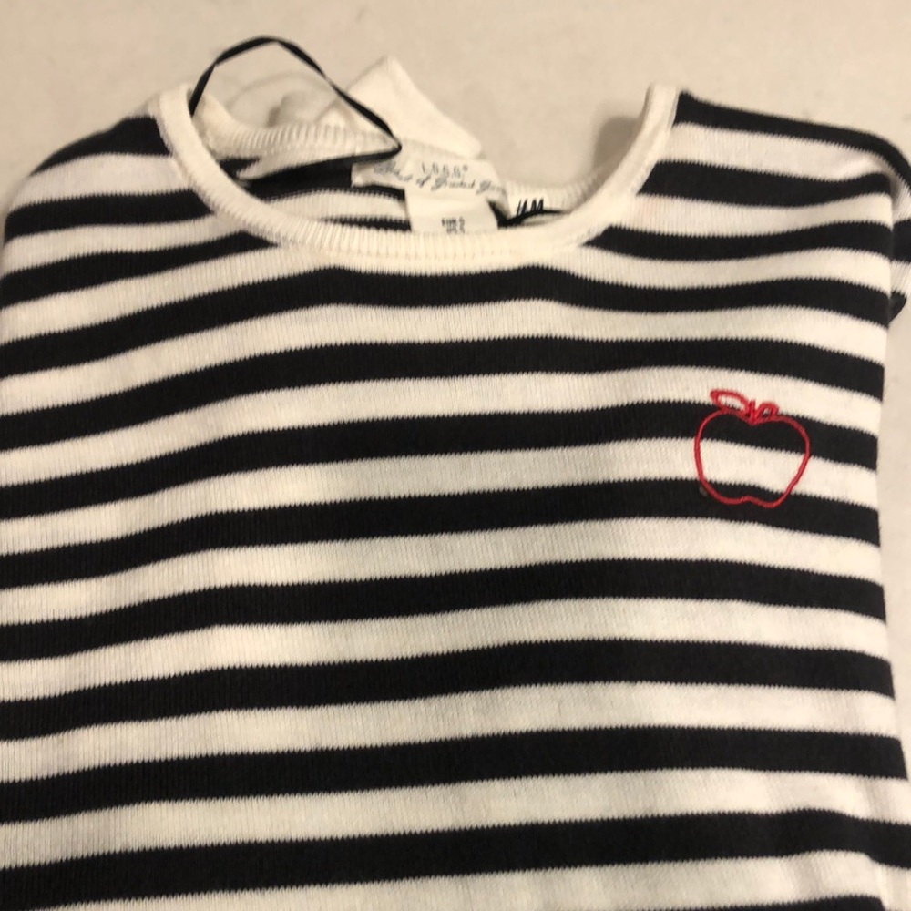 Long sleeve cozy light sweater